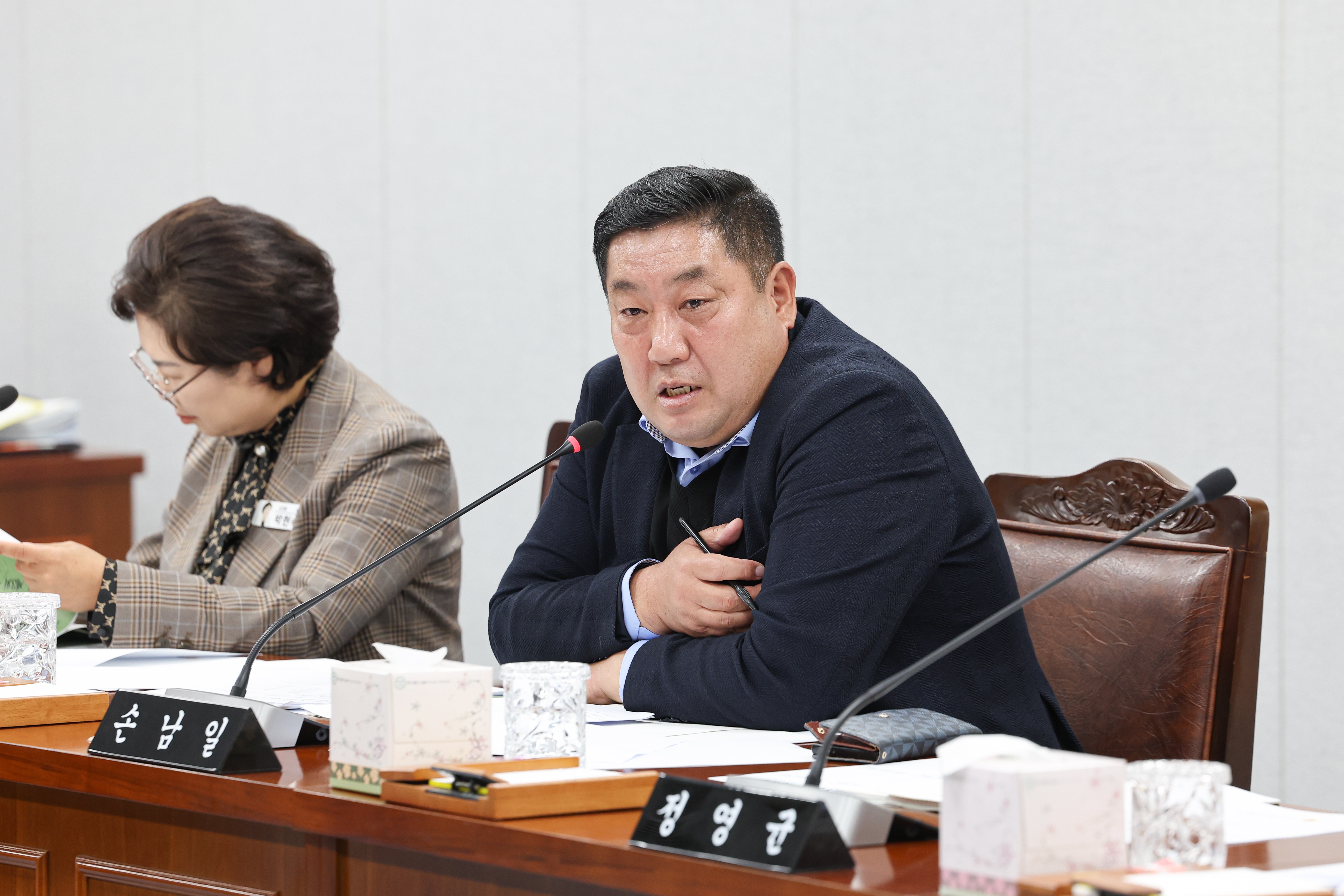 25년11월17일 제395회 제2차 정례회 의회운영위원회 추경예산안 심사 등 회의 (28)2