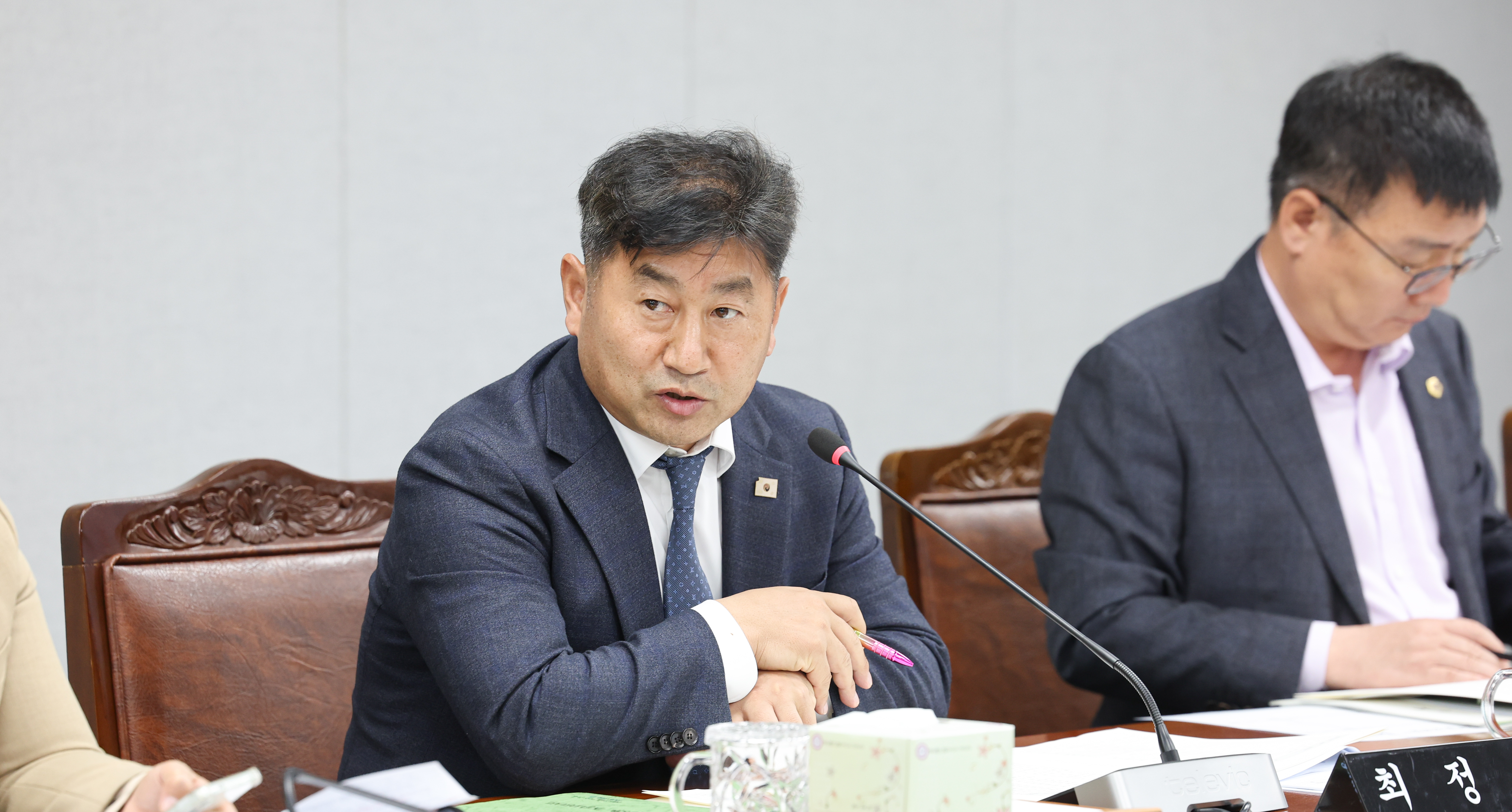 25년11월17일 제395회 제2차 정례회 의회운영위원회 추경예산안 심사 등 회의 (40)3