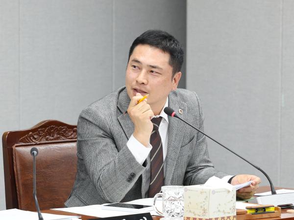 25년11월17일 제395회 제2차 정례회 의회운영위원회 추경예산안 심사 등 회의 (25) 2