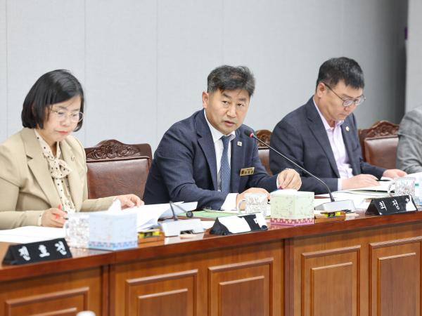 25년11월17일 제395회 제2차 정례회 의회운영위원회 추경예산안 심사 등 회의 (45) 7