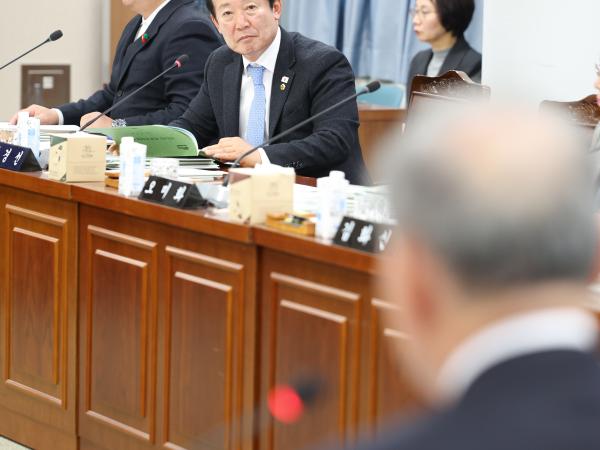 25년11월18일 제395회 제2차 정례회 기획행정위원회 추경예산안 심사 등 회의 (39) 2