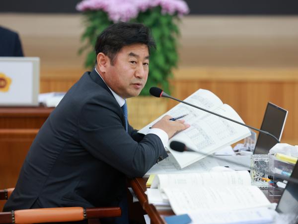 25년11월11일 제395회 제2차 정례회 교육위원회 행정사무감사 - 123 8