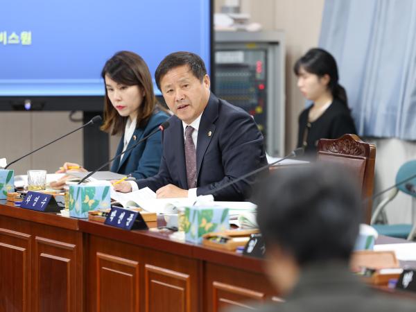 25년11월11일 제395회 제2차 정례회 보건복지환경위원회 행정사무감사 및 회의 (16) 8