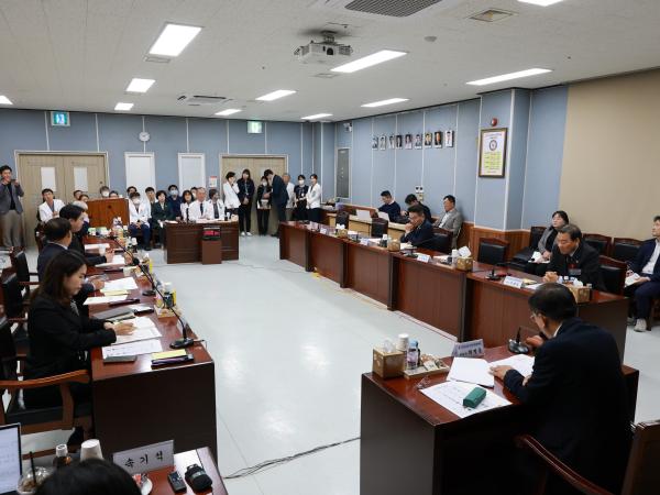 25년11월12일 제395회 제2차 정례회 보건복지환경위원회 행정사무감사 현지감사 - 005 4