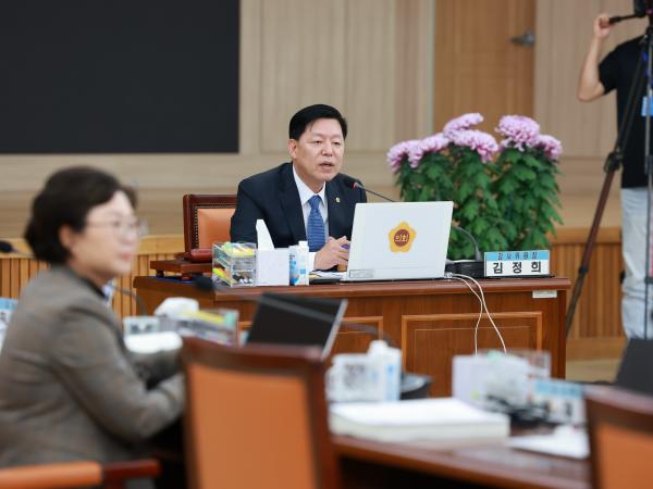 25년11월11일 제395회 제2차 정례회 교육위원회 행정사무감사 - 156 10