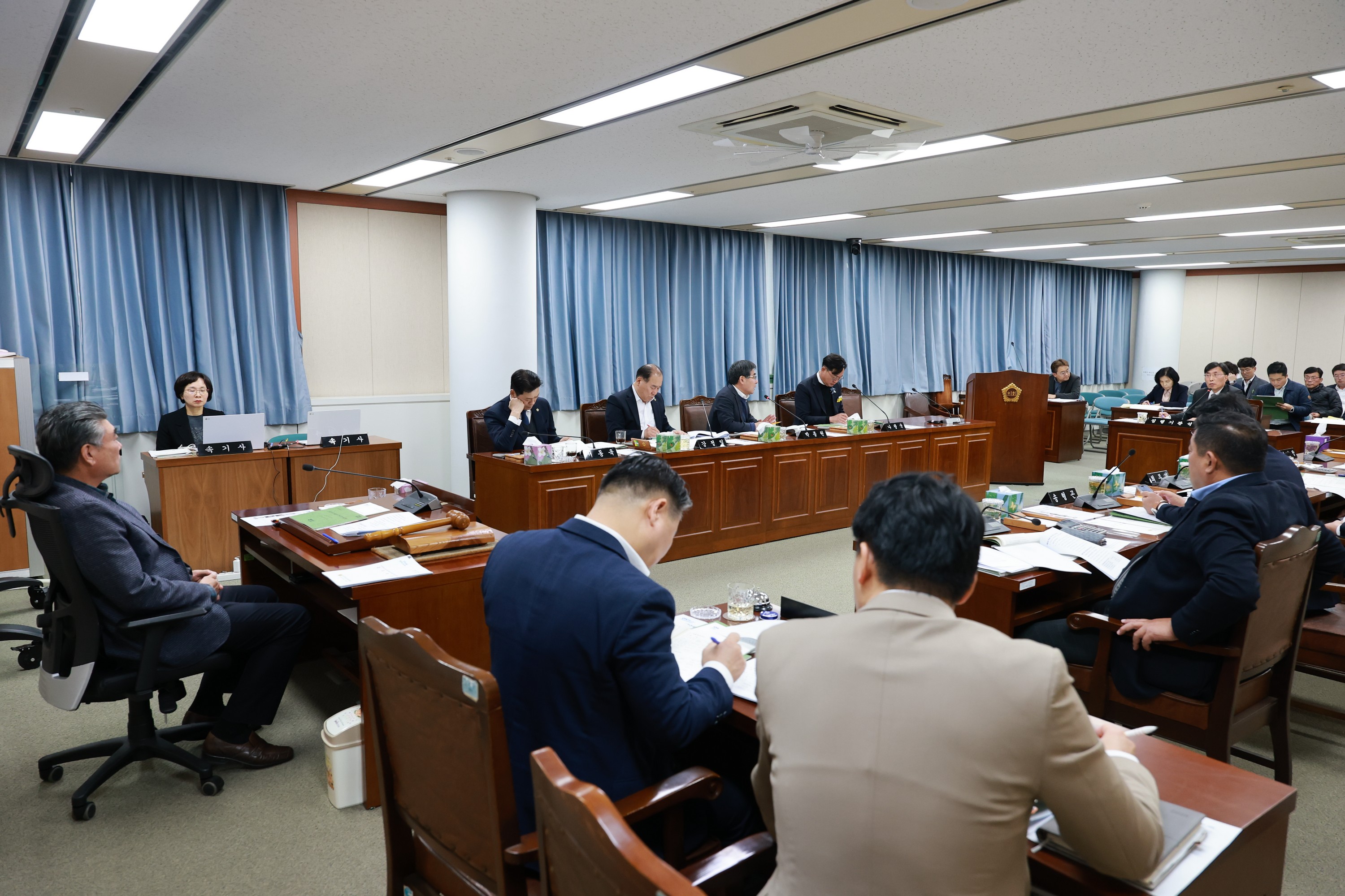 25년11월17일 제395회 제2차 정례회 안전건설소방위원회 회의 - 0184