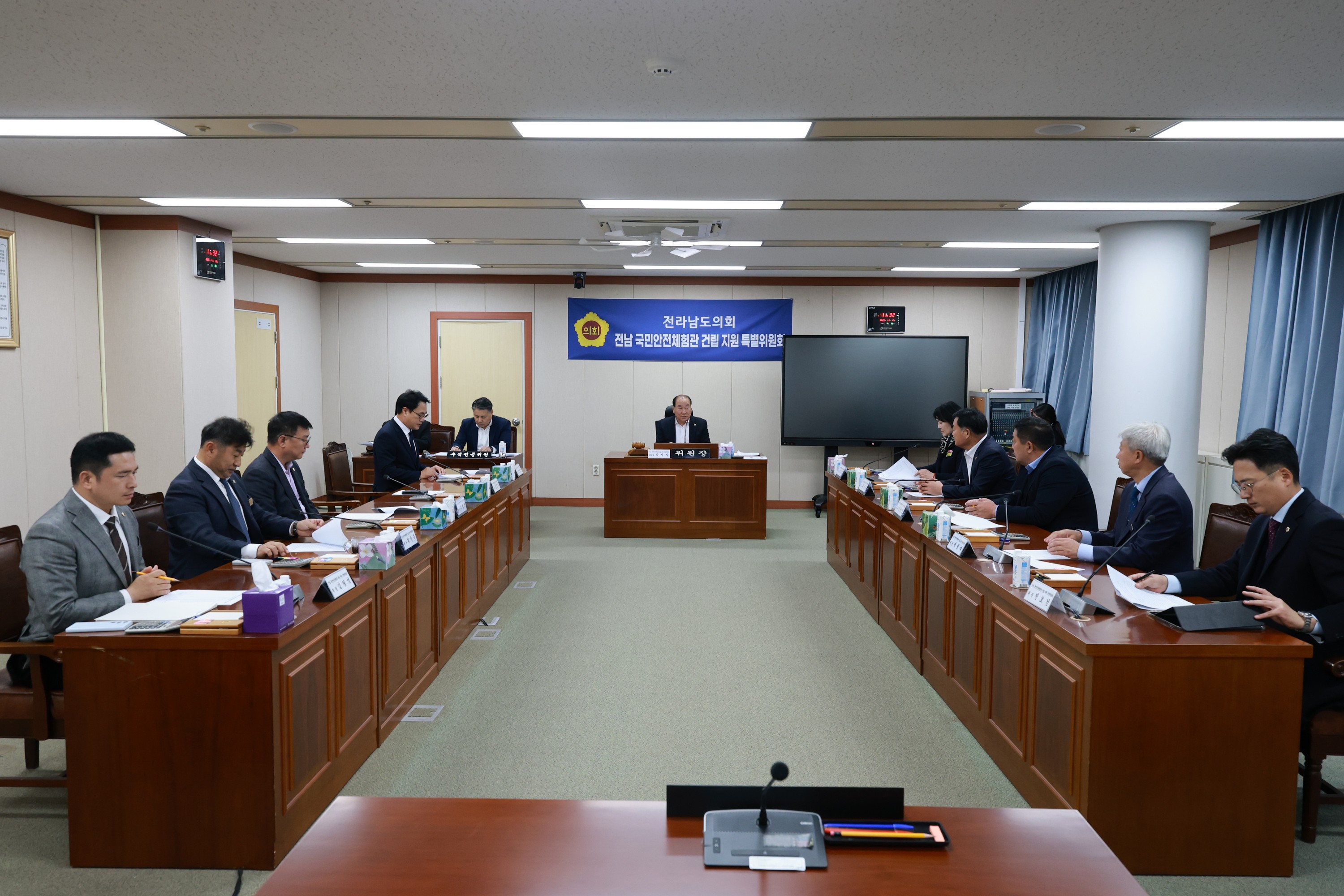 25년11월17일 전남국민안전체험관 건립 지원 특별위원회 제1차 회의 - 0053