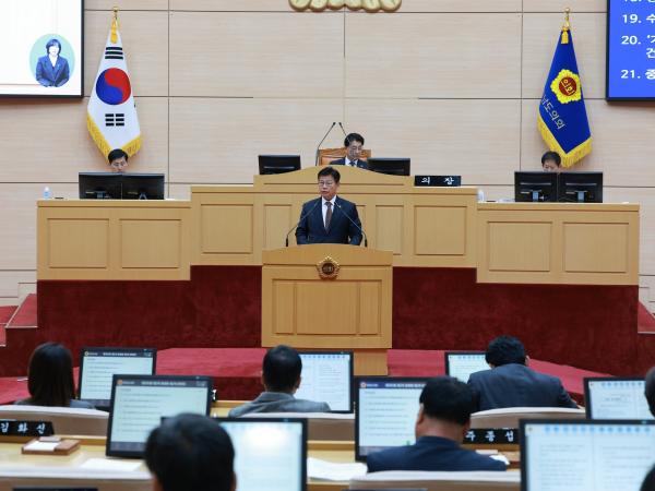 25년11월17일 제395회 제2차 정례회 제2차 본회의 - 049 6