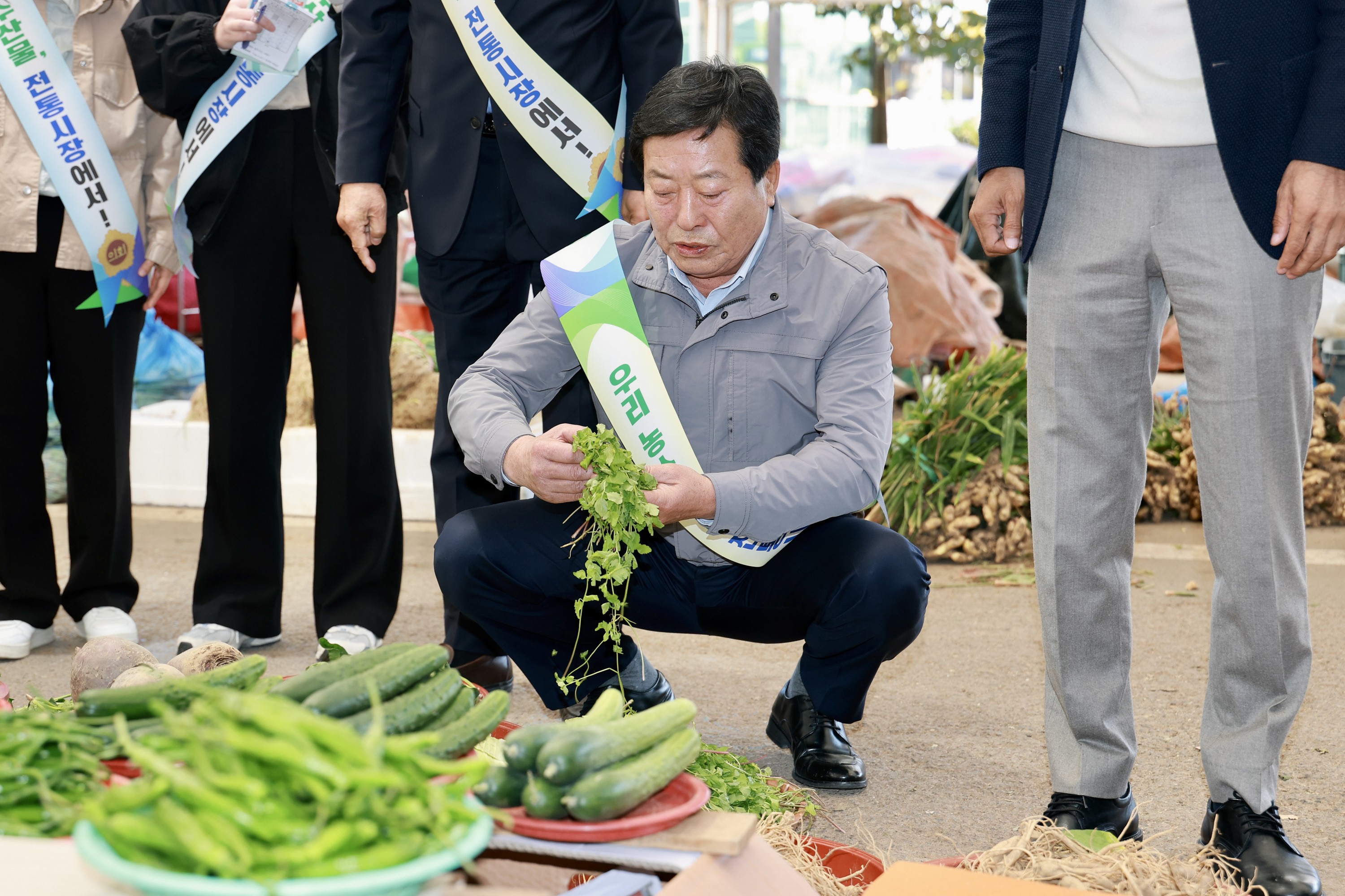 25년11월10일 농수산위원회 전통시장 장보기 캠페인 - 0133
