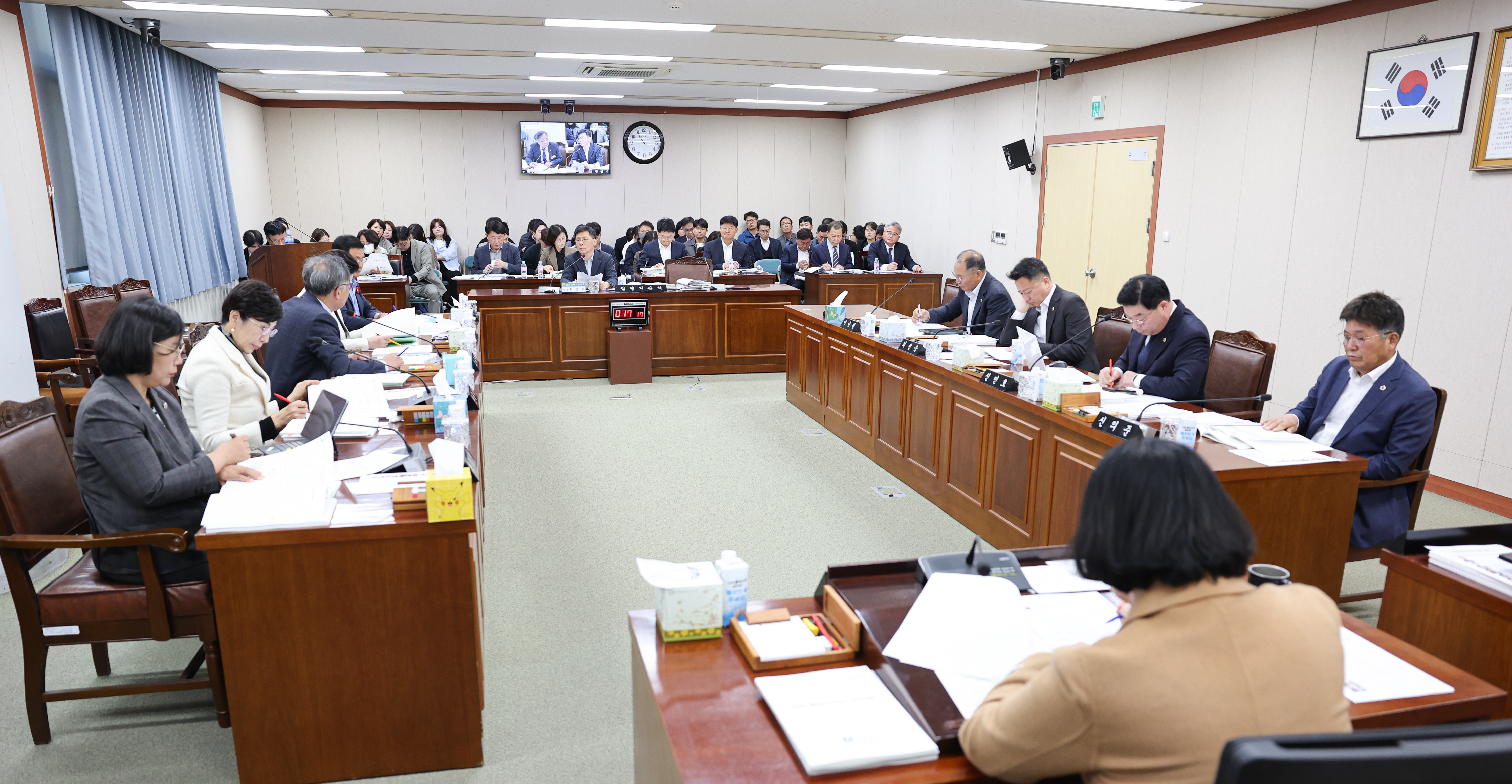 25년11월10일 제395회 제2차 경제관광문화위원회 행정사무감사 및 회의 (14)5