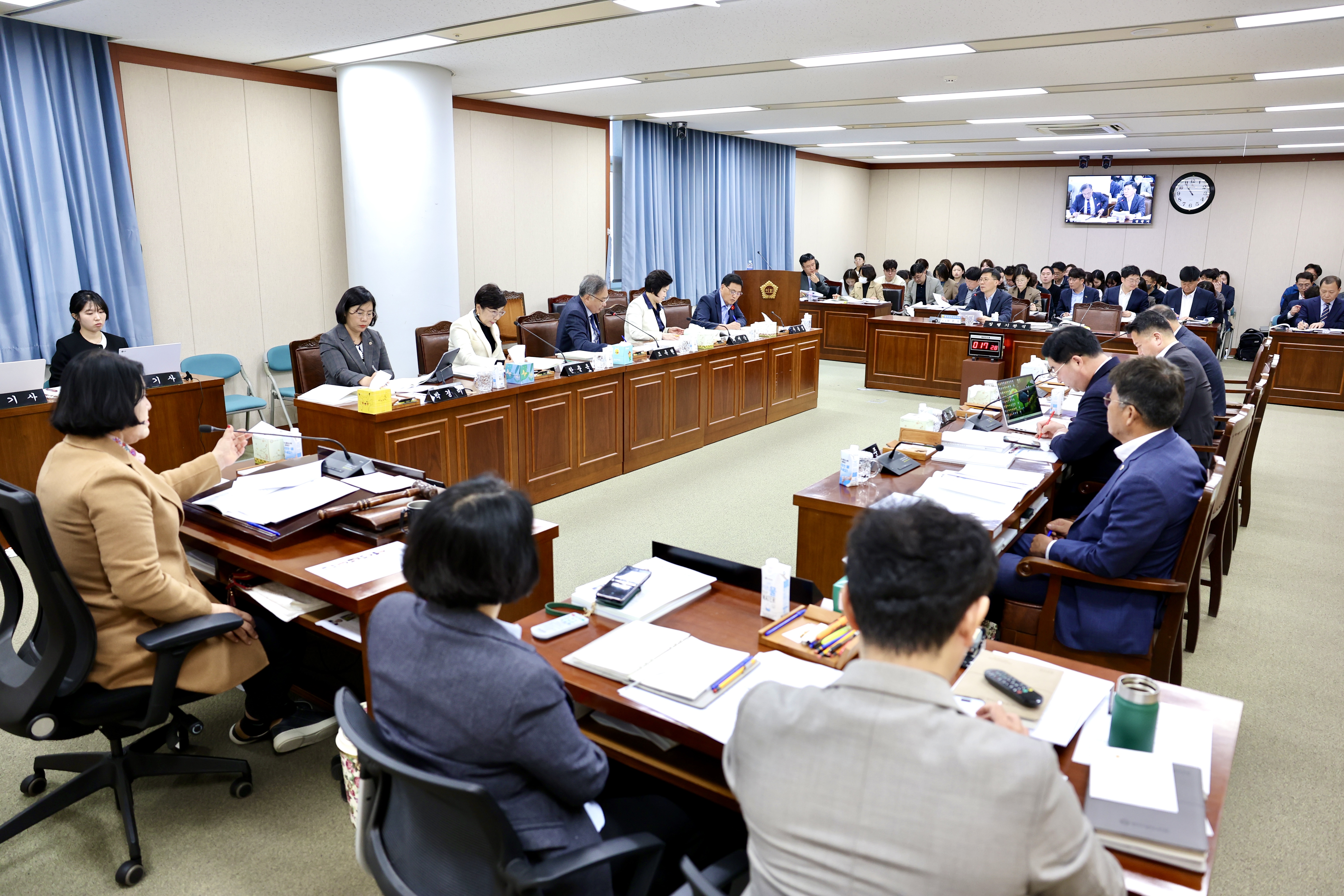 25년11월10일 제395회 경제관광문화위원회 행정사무감사 및 회의 (15)3