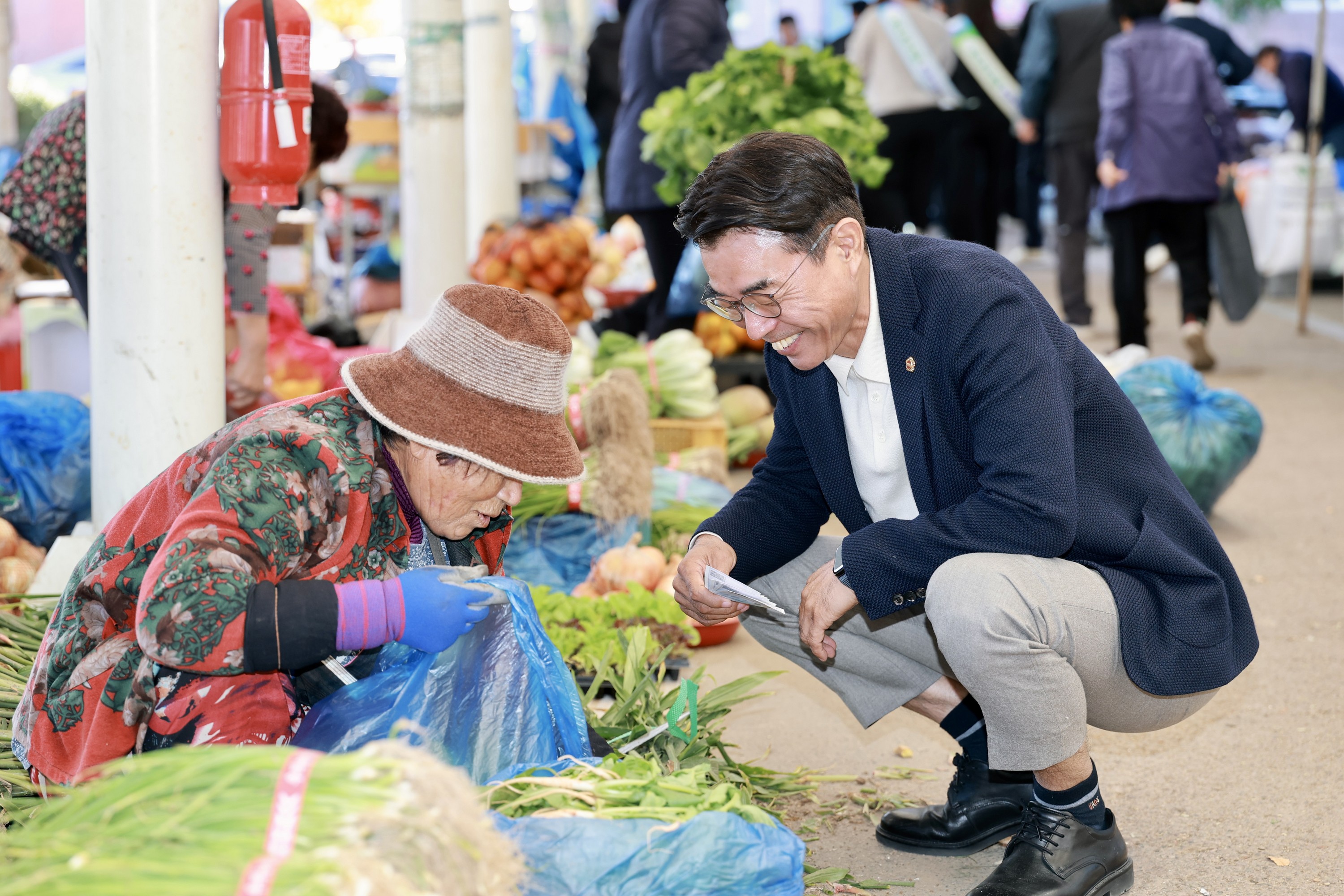 25년11월10일 농수산위원회 전통시장 장보기 캠페인 - 0213