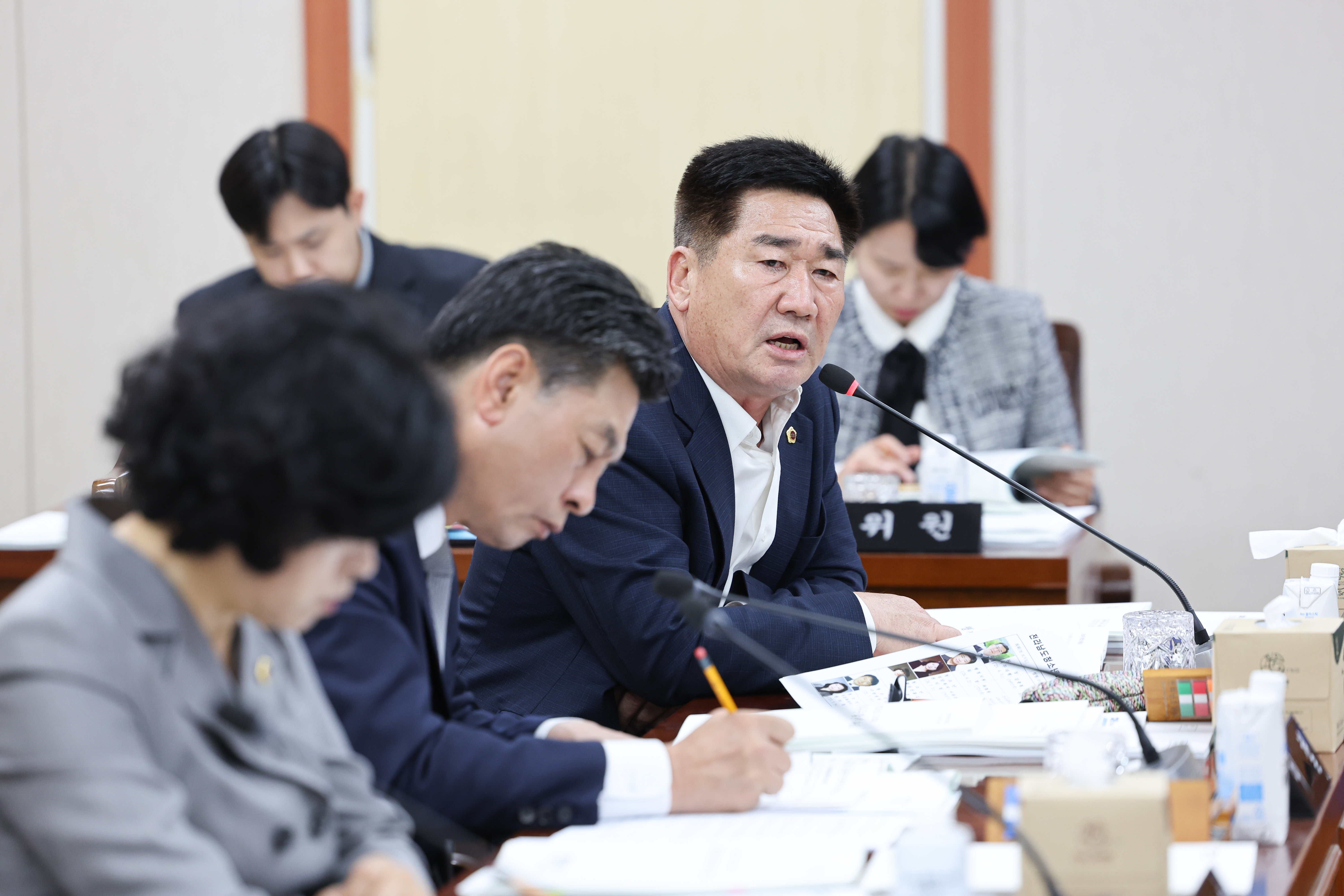 25년11월10일 제395회 제2차 정례회 기획행정위원회 행정사무감사 및 회의 (55)8