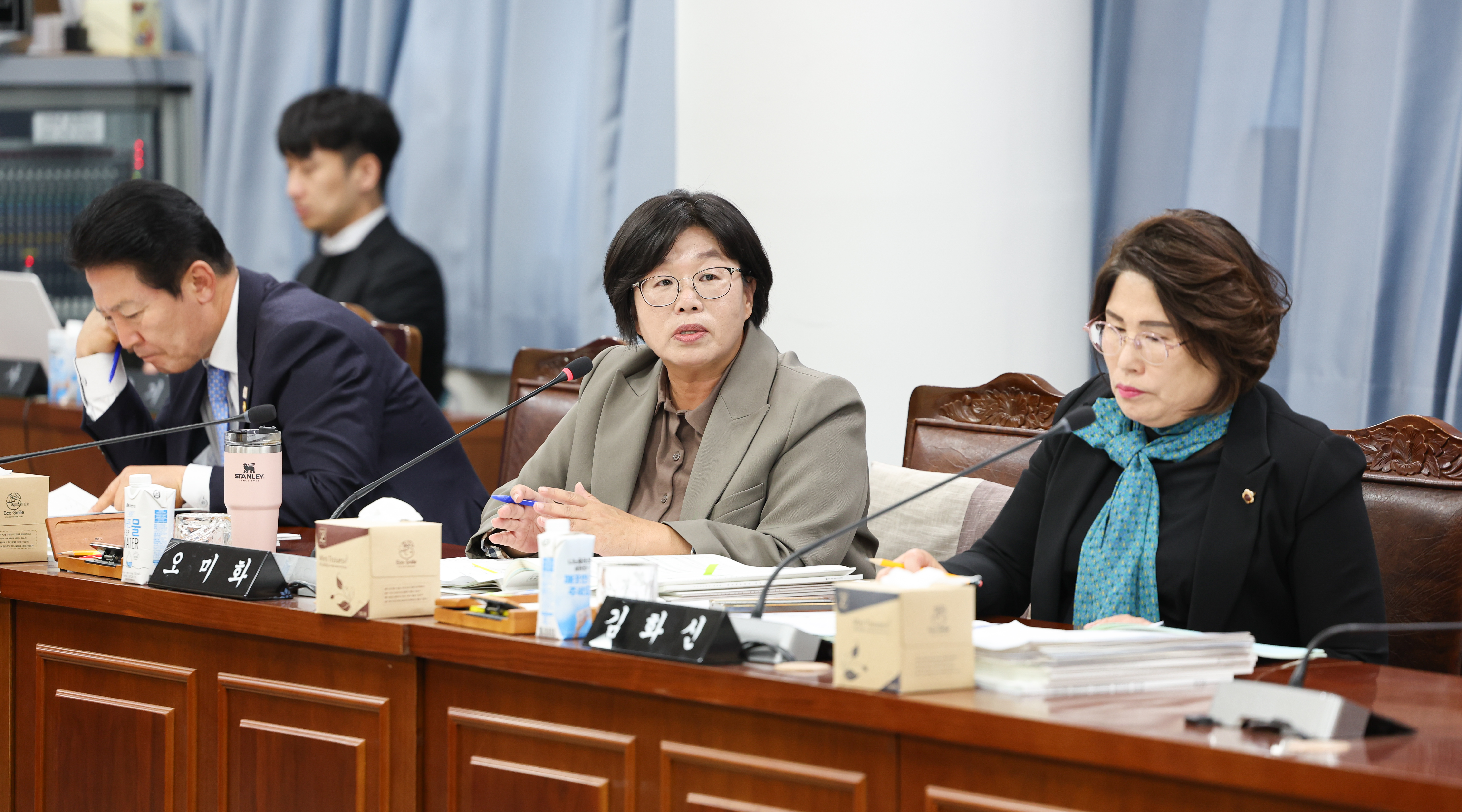 25년11월10일 제395회 제2차 정례회 기획행정위원회 행정사무감사 및 회의 (60)4