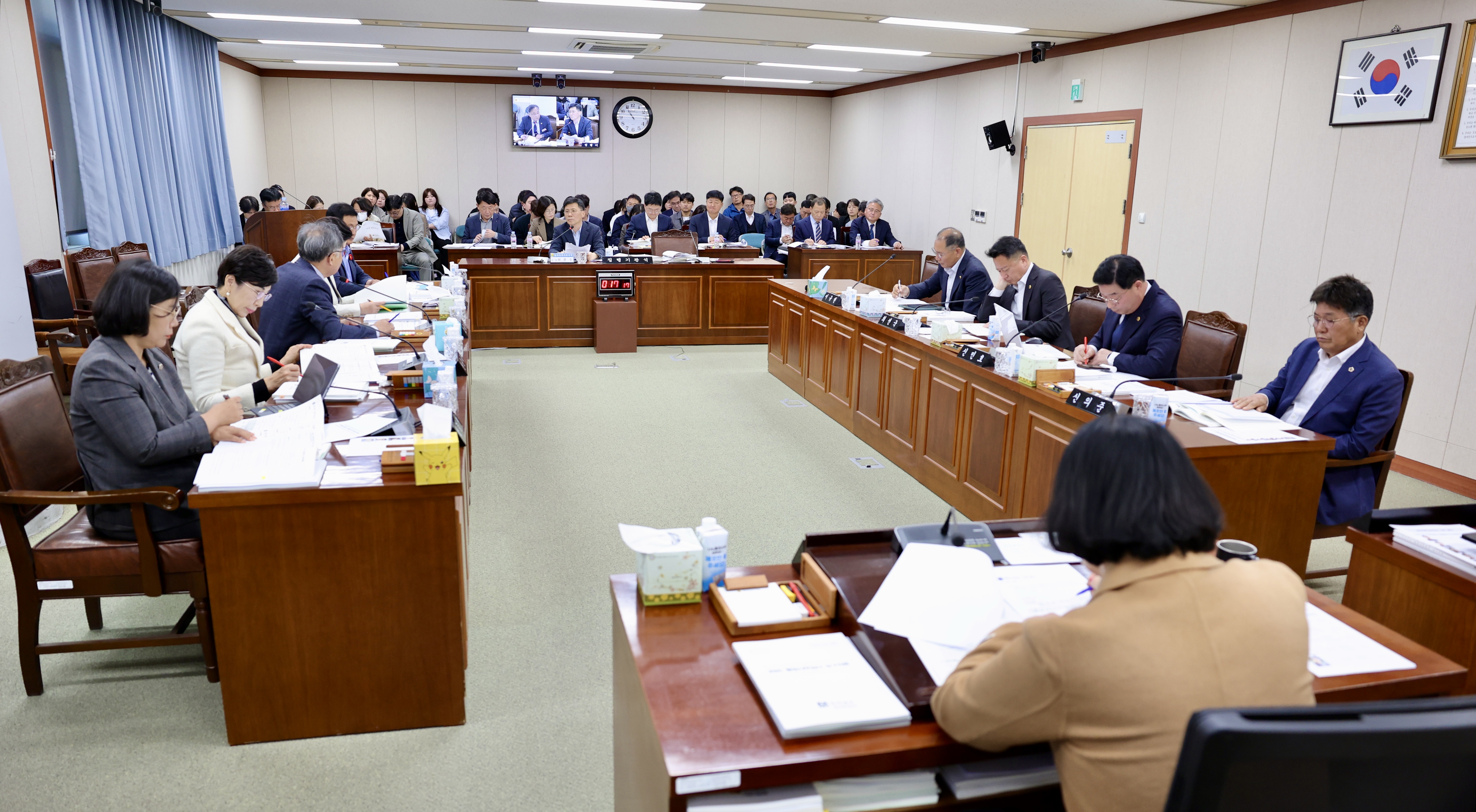 25년11월10일 제395회 경제관광문화위원회 행정사무감사 및 회의 (14)2