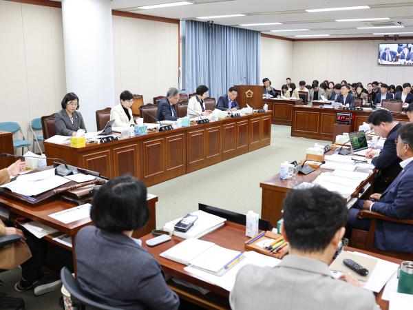 25년11월10일 제395회 제2차 경제관광문화위원회 행정사무감사 및 회의 (13) 6