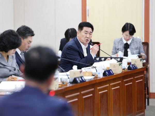 25년11월10일 제395회 제2차 정례회 기획행정위원회 행정사무감사 및 회의 (52) 7