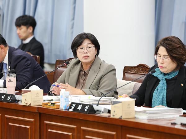 25년11월10일 제395회 제2차 정례회 기획행정위원회 행정사무감사 및 회의 (60) 4