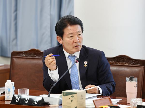 25년11월10일 제395회 제2차 정례회 기획행정위원회 행정사무감사 및 회의 (77) 4