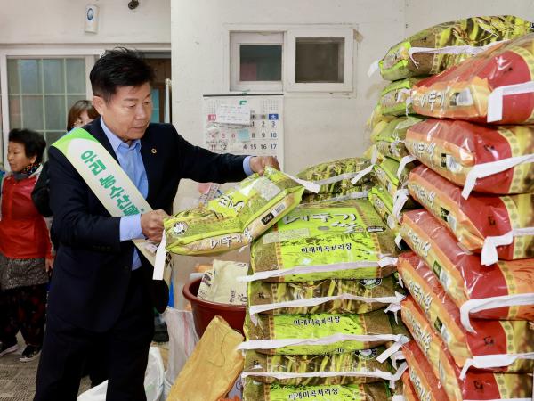 25년11월10일 농수산위원회 전통시장 장보기 캠페인 - 043 5