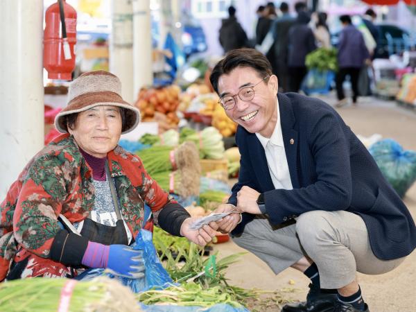 25년11월10일 농수산위원회 전통시장 장보기 캠페인 - 022 5