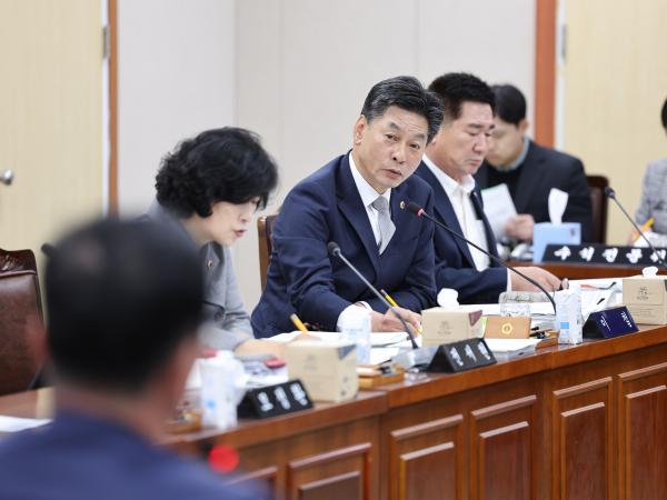 25년11월10일 제395회 제2차 정례회 기획행정위원회 행정사무감사 및 회의 (37) 8