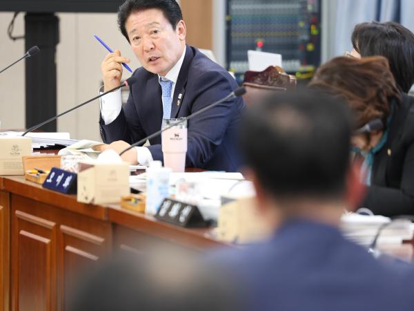 25년11월10일 제395회 제2차 정례회 기획행정위원회 행정사무감사 및 회의 (80) 2