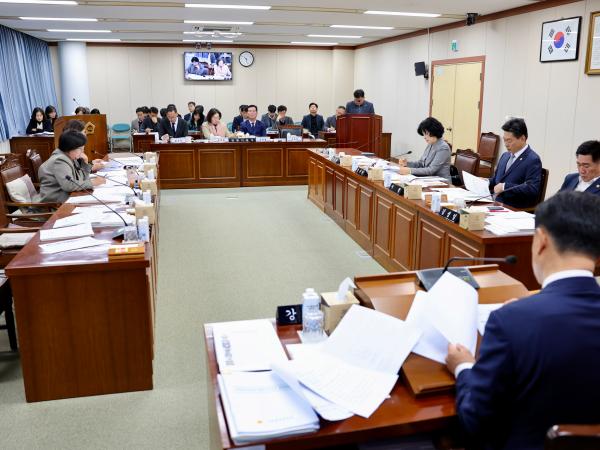 25년11월10일 제395회 기획행정위원회 행정사무감사 및 회의 (12) 5