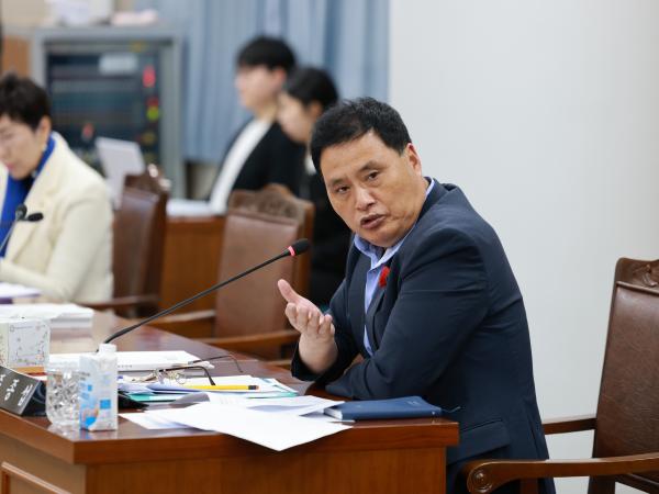 25년11월10일 제395회 제2차 정례회 경제관광문화위원회 행정사무감사 - 030 6