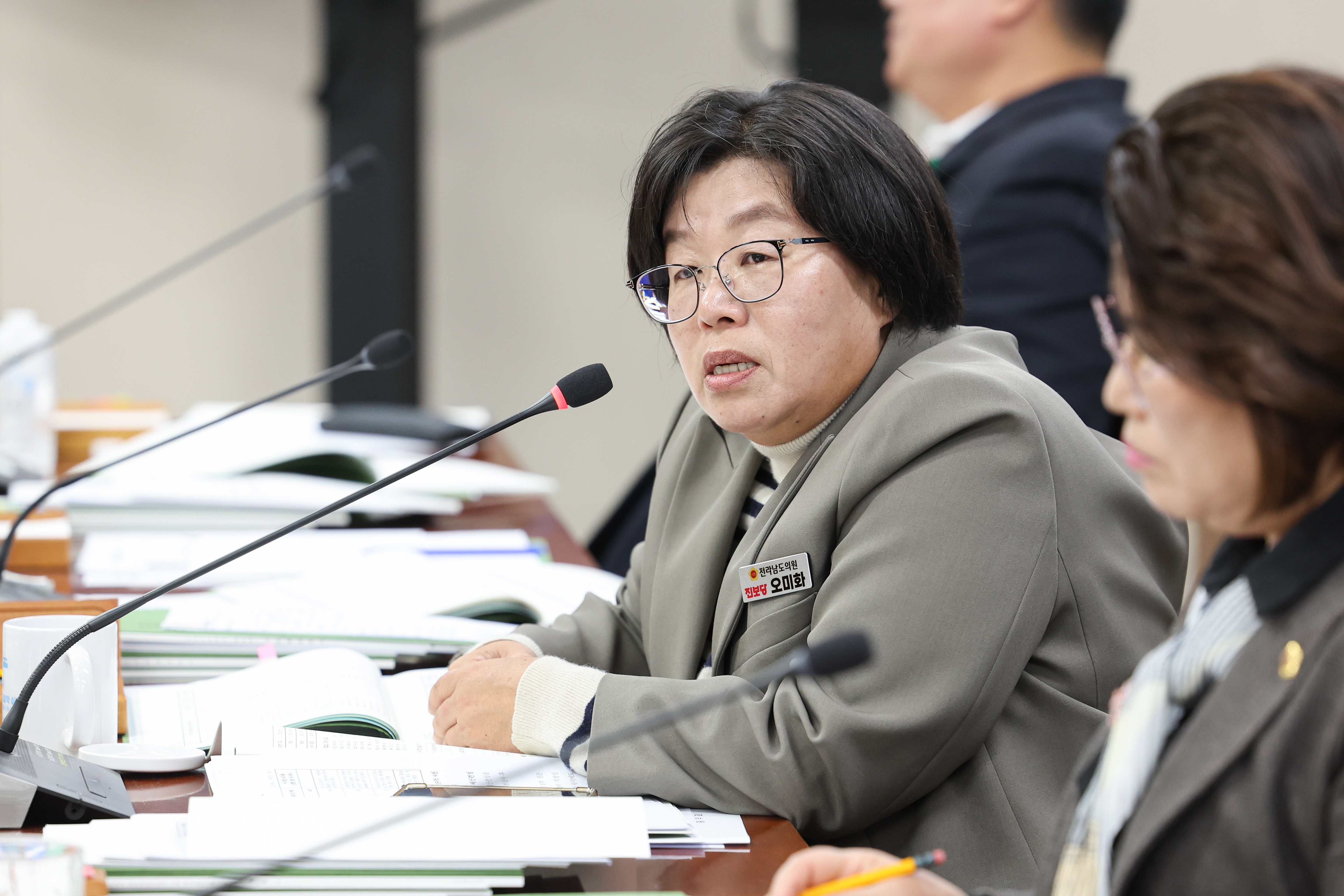 25년11월19일 제395회 제2차 정례회 기획행정위원회 예산안 심사 등 회의 (41)2