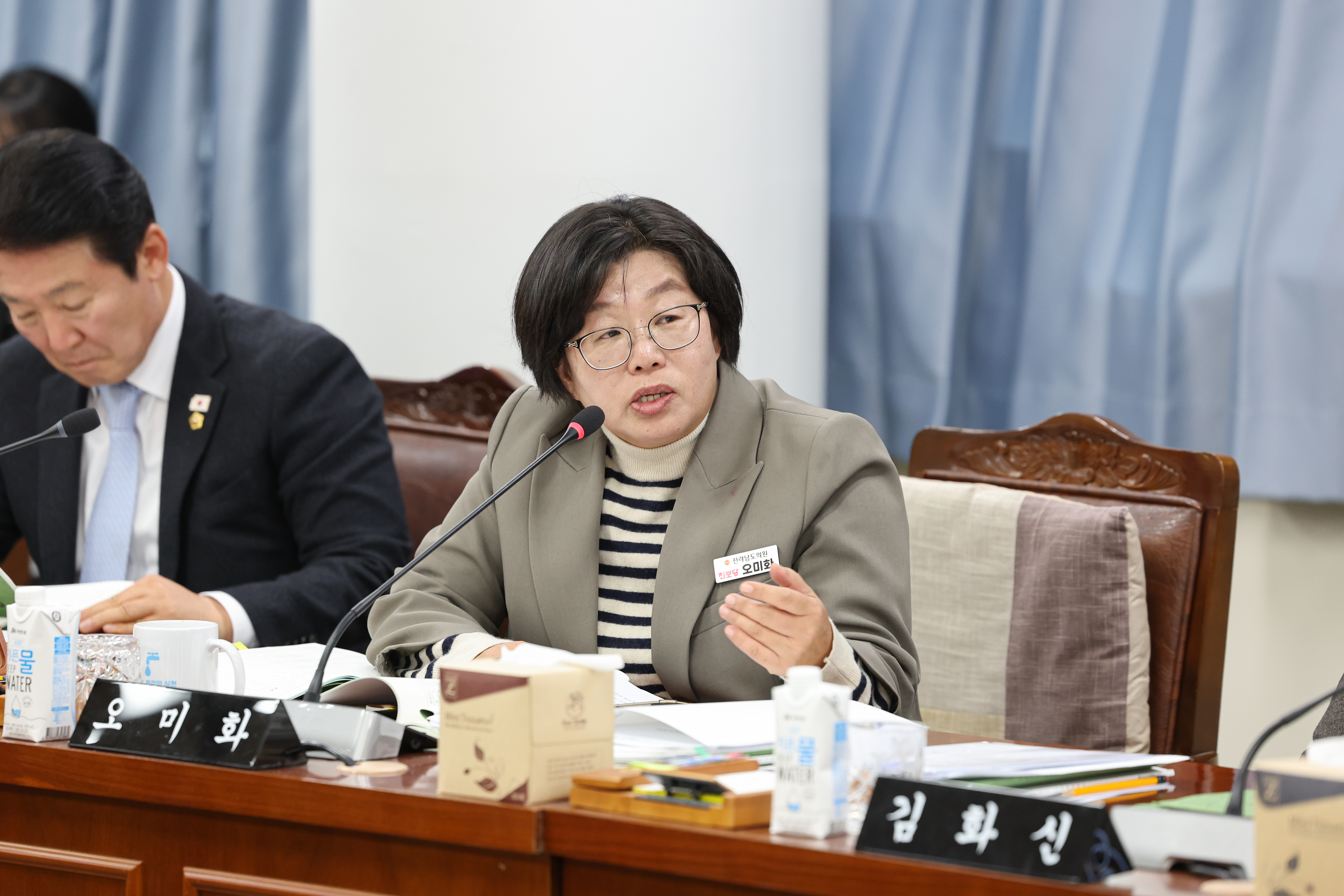 25년11월19일 제395회 제2차 정례회 기획행정위원회 예산안 심사 등 회의 (35)10