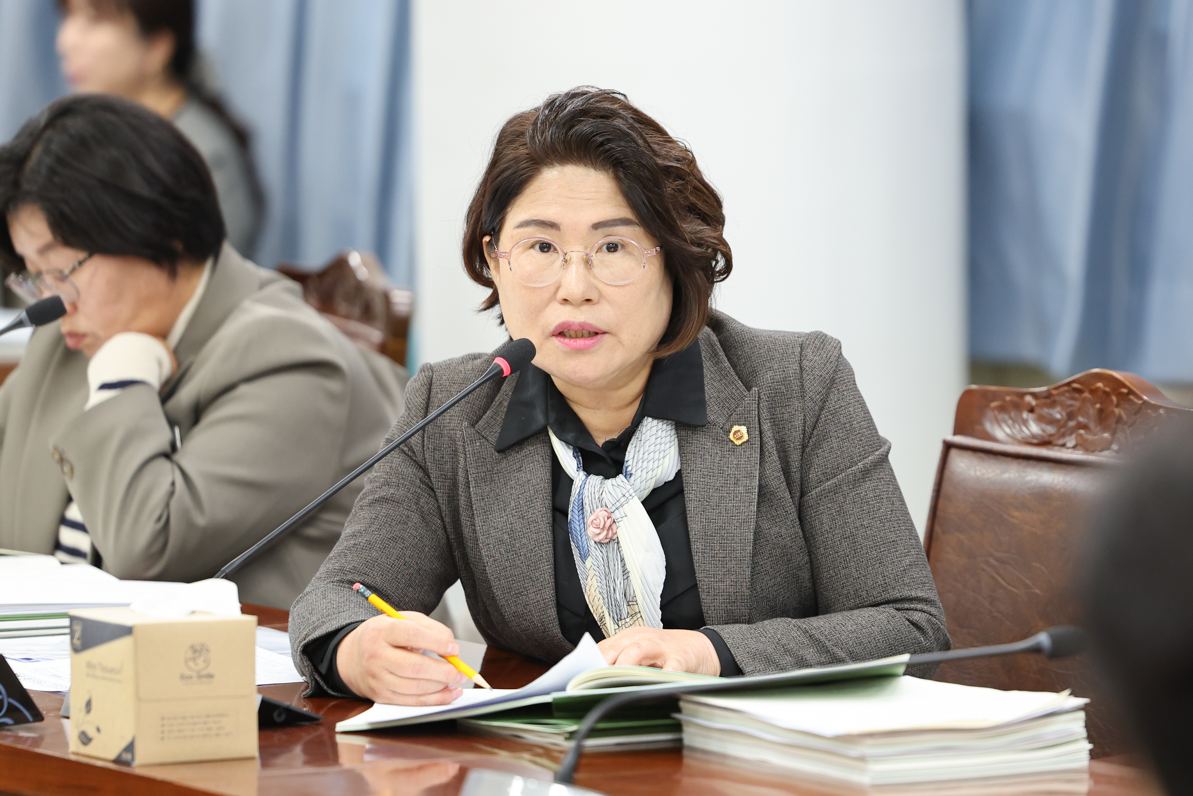 25년11월19일 제395회 제2차 정례회 기획행정위원회 예산안 심사 등 회의 (25)7