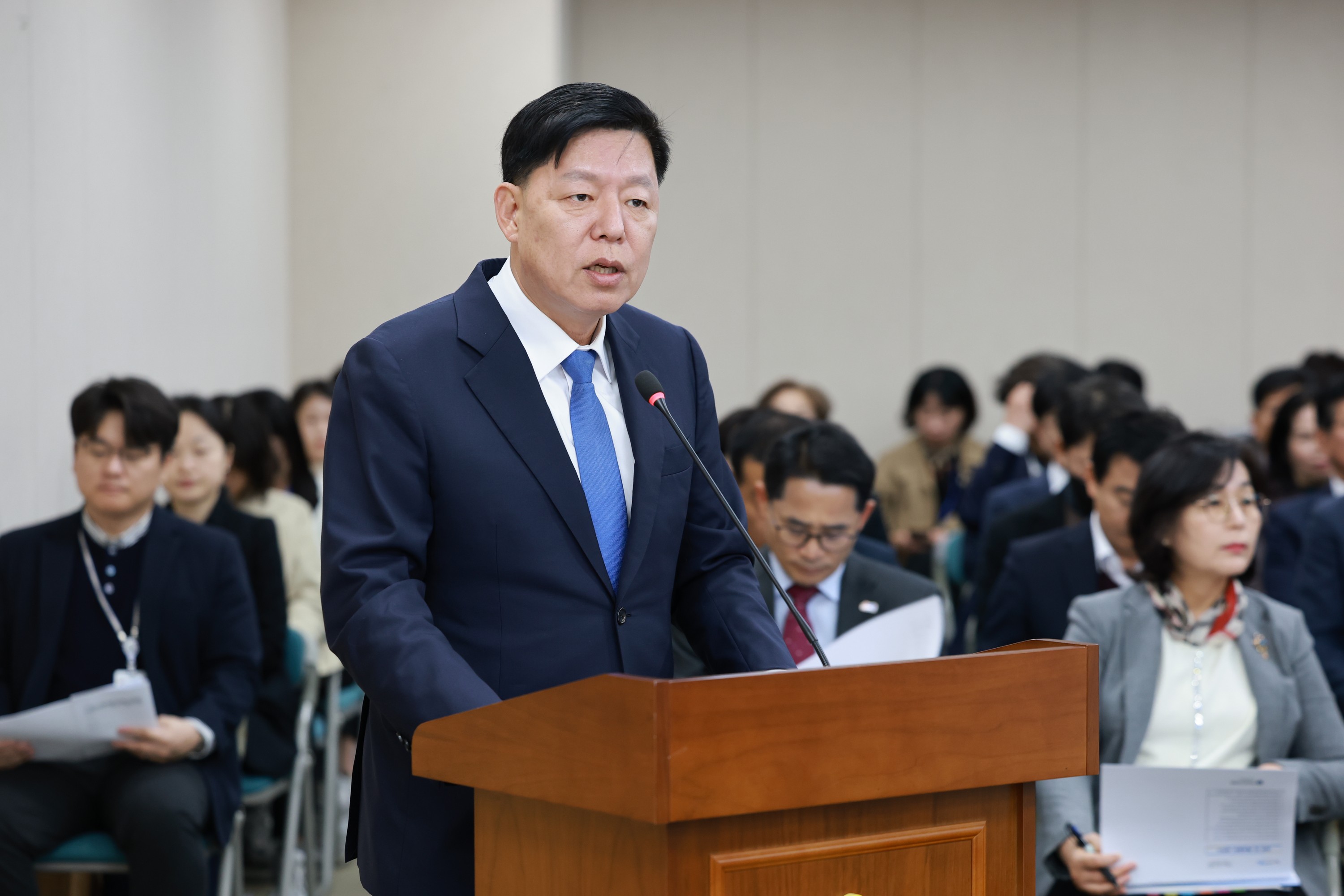 25년11월19일 제395회 제2차 정례회 교육위원회 회의 - 0209