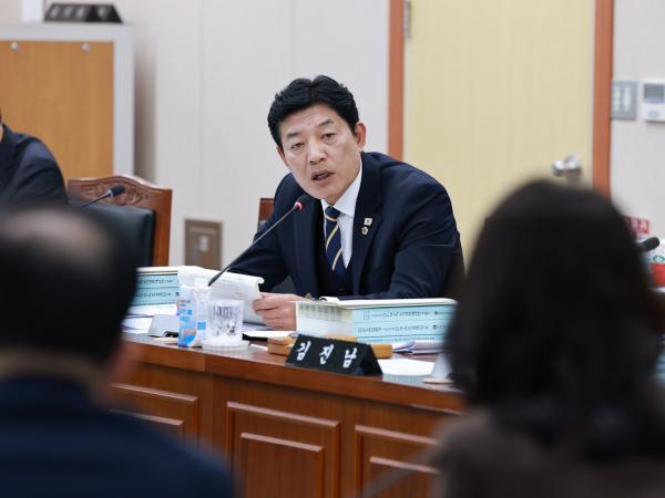 25년11월19일 제395회 제2차 정례회 교육위원회 회의 - 073 3