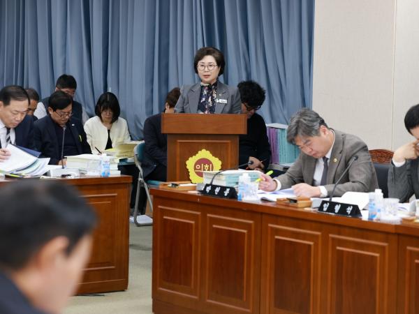 25년11월19일 제395회 제2차 정례회 교육위원회 회의 - 034 6