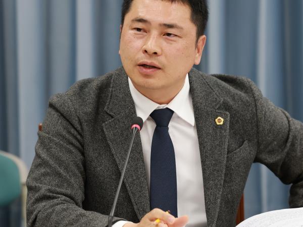 25년11월19일 제395회 제2차 정례회 교육위원회 회의 - 044 2