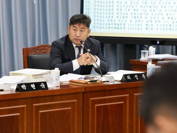 25년11월19일 제395회 제2차 정례회 교육위원회 회의 - 054 6