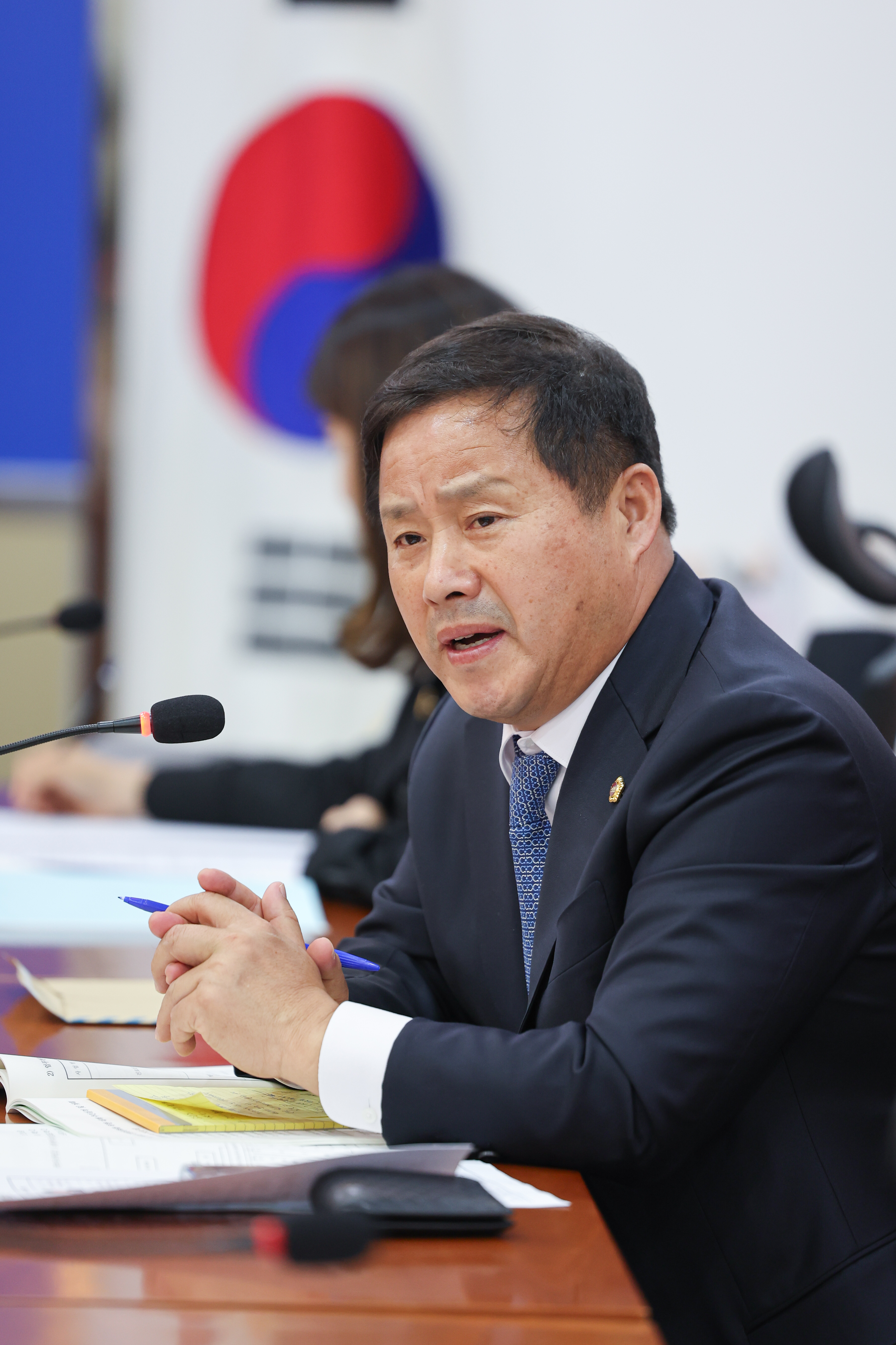 제395회 제2차 정례회 보건복지환경위윈회 행정사무감사 등 회의 첨부이미지 : 25년11월06일 제395회 제2차 정례회 보건복지환경위윈회 행정사무감사 등 회의 (강진의료원) (35).jpg