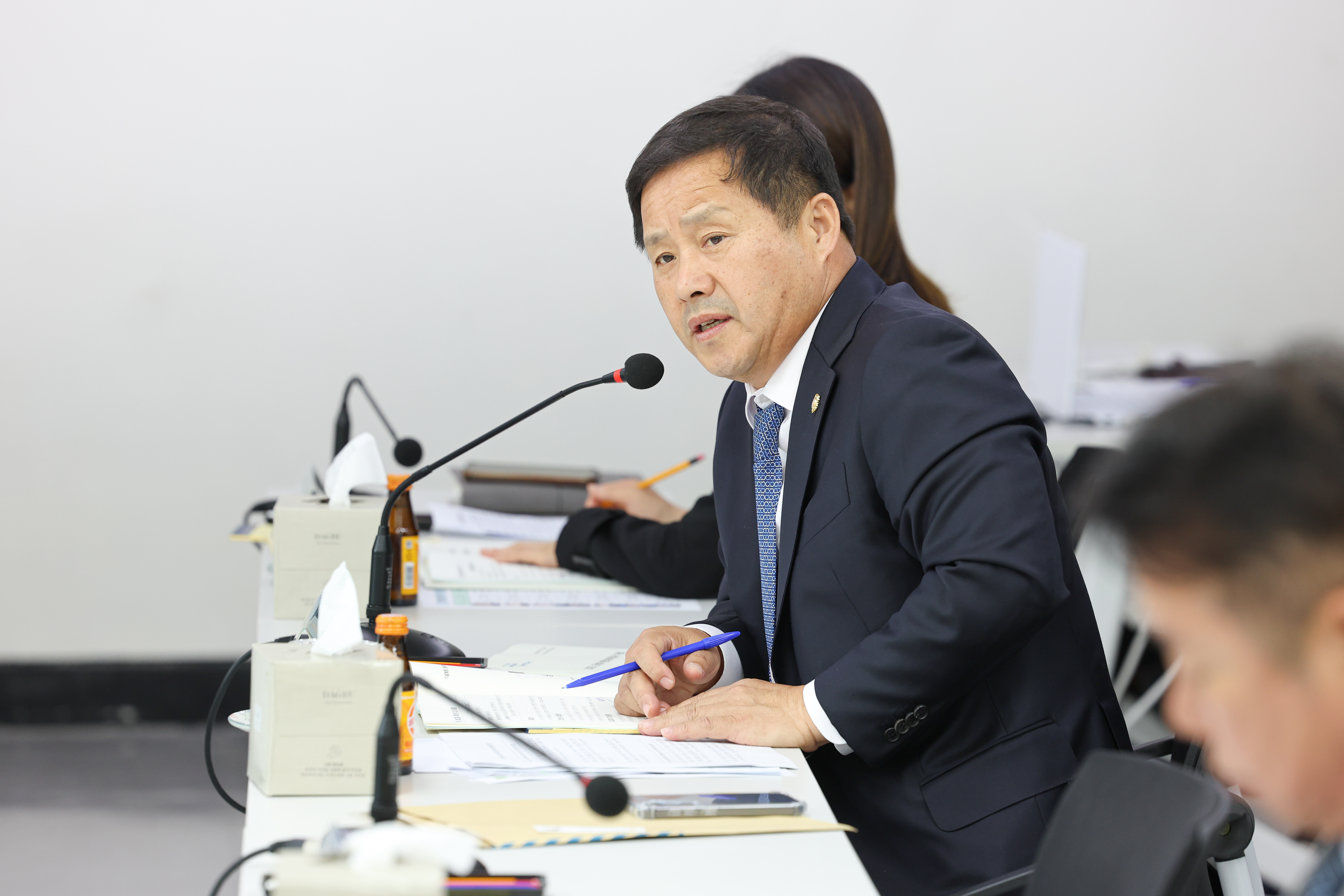 제395회 제2차 정례회 보건복지환경위윈회 행정사무감사 등 회의 첨부이미지 : 25년11월06일 제395회 제2차 정례회 보건복지환경위윈회 행정사무감사 등 회의 (환경산업진흥원) (13).jpg