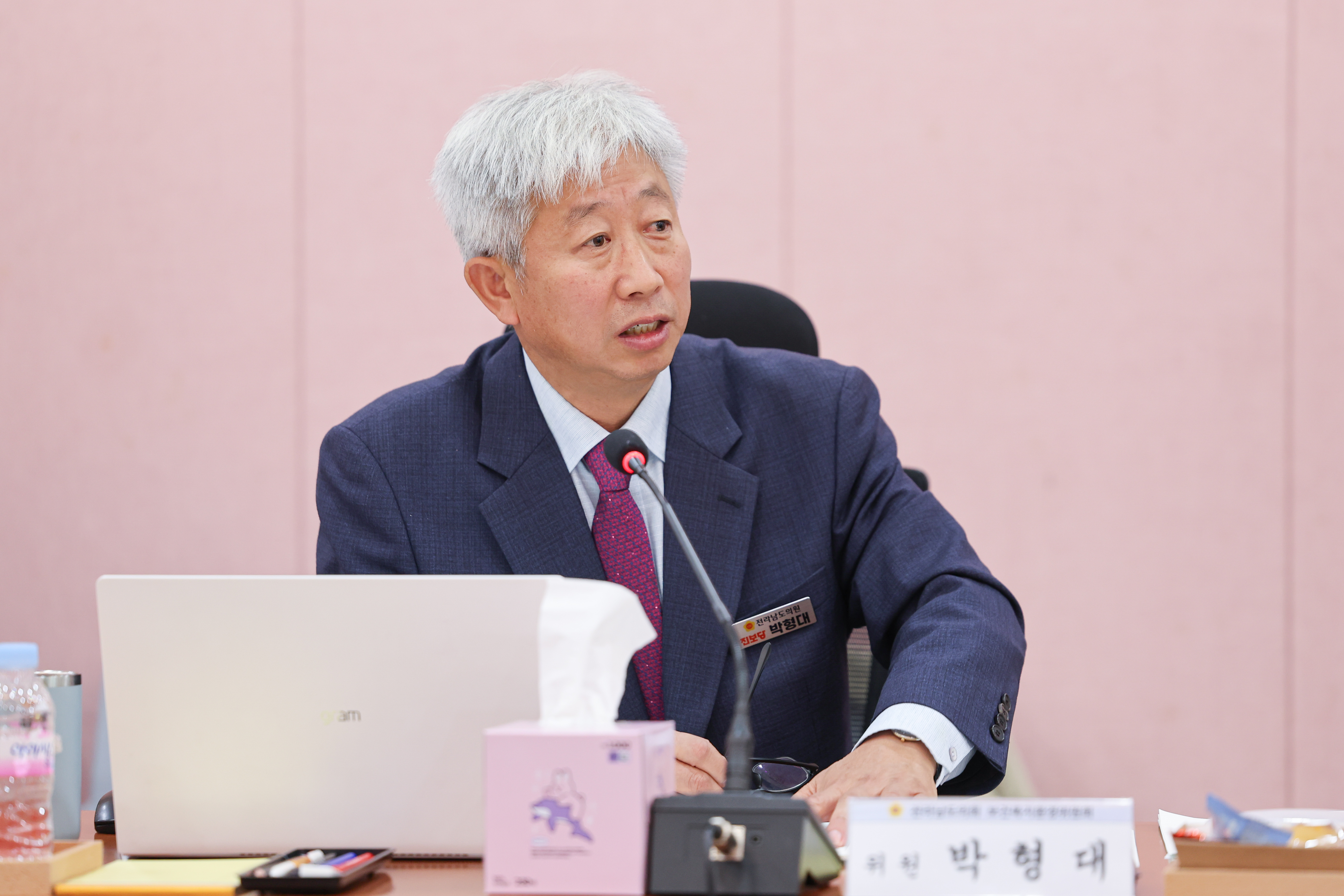 25년11월06일 제395회 제2차 정례회 보건복지환경위윈회 행정사무감사 등 회의 (강진의료원) (20)4