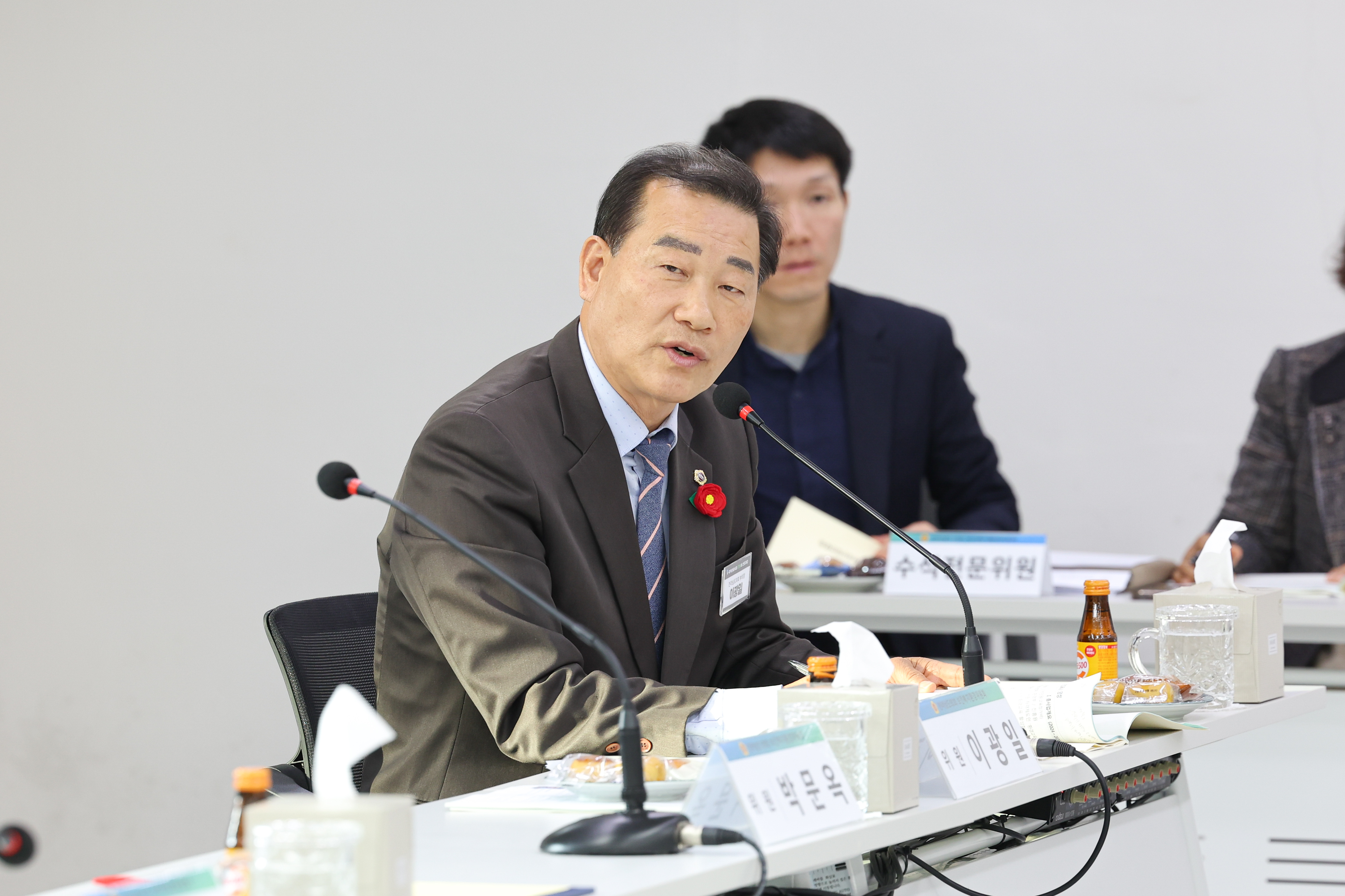 25년11월06일 제395회 제2차 정례회 보건복지환경위윈회 행정사무감사 등 회의 (환경산업진흥원) (60)7