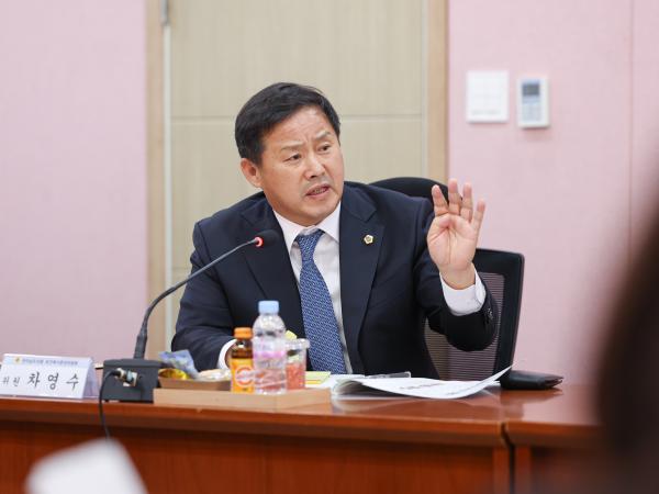 제395회 제2차 정례회 보건복지환경위윈회 행정사무감사 등 회의 첨부이미지 : 25년11월06일 제395회 제2차 정례회 보건복지환경위윈회 행정사무감사 등 회의 (강진의료원) (37).jpg