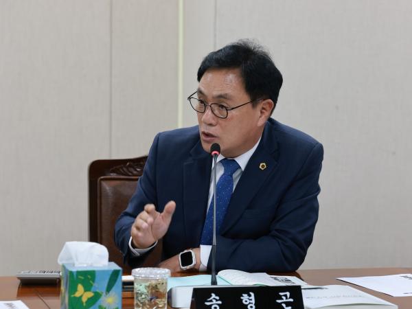 25년11월05일 제395회 제2차 정례회 안전건설소방위원회 행정사무감사 - 049 9