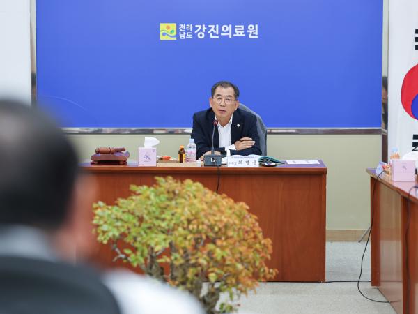 25년11월06일 제395회 제2차 정례회 보건복지환경위윈회 행정사무감사 등 회의 (강진의료원) (52) 4