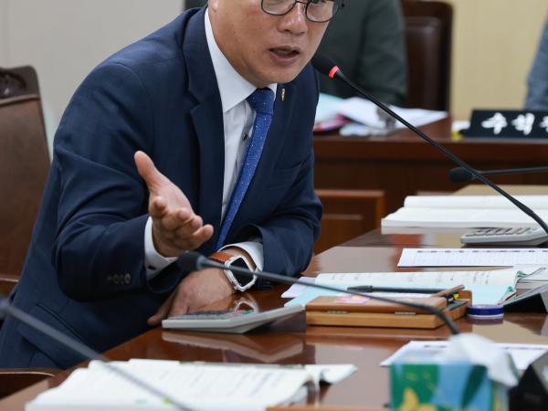 25년11월05일 제395회 제2차 정례회 안전건설소방위원회 행정사무감사 - 061 6