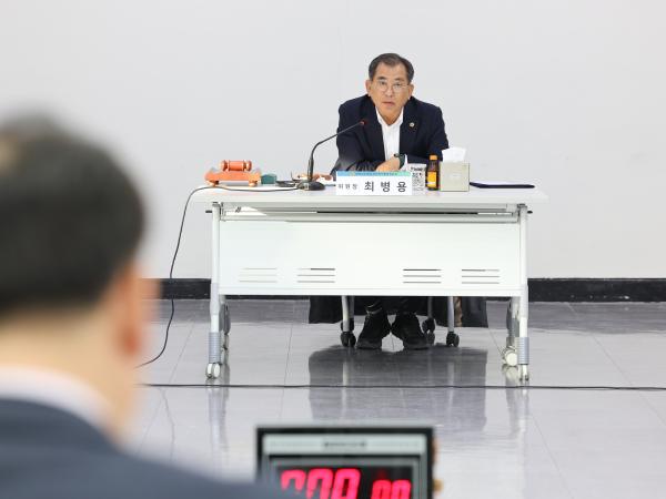 25년11월06일 제395회 제2차 정례회 보건복지환경위윈회 행정사무감사 등 회의 (환경산업진흥원) (63) 10