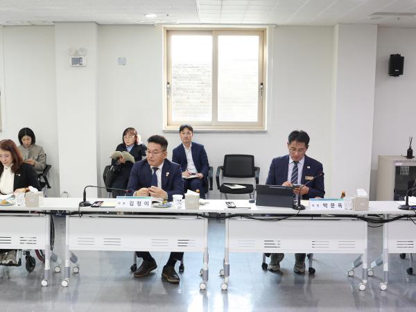 25년11월06일 제395회 제2차 정례회 보건복지환경위윈회 행정사무감사 등 회의 (환경산업진흥원) (11) 6