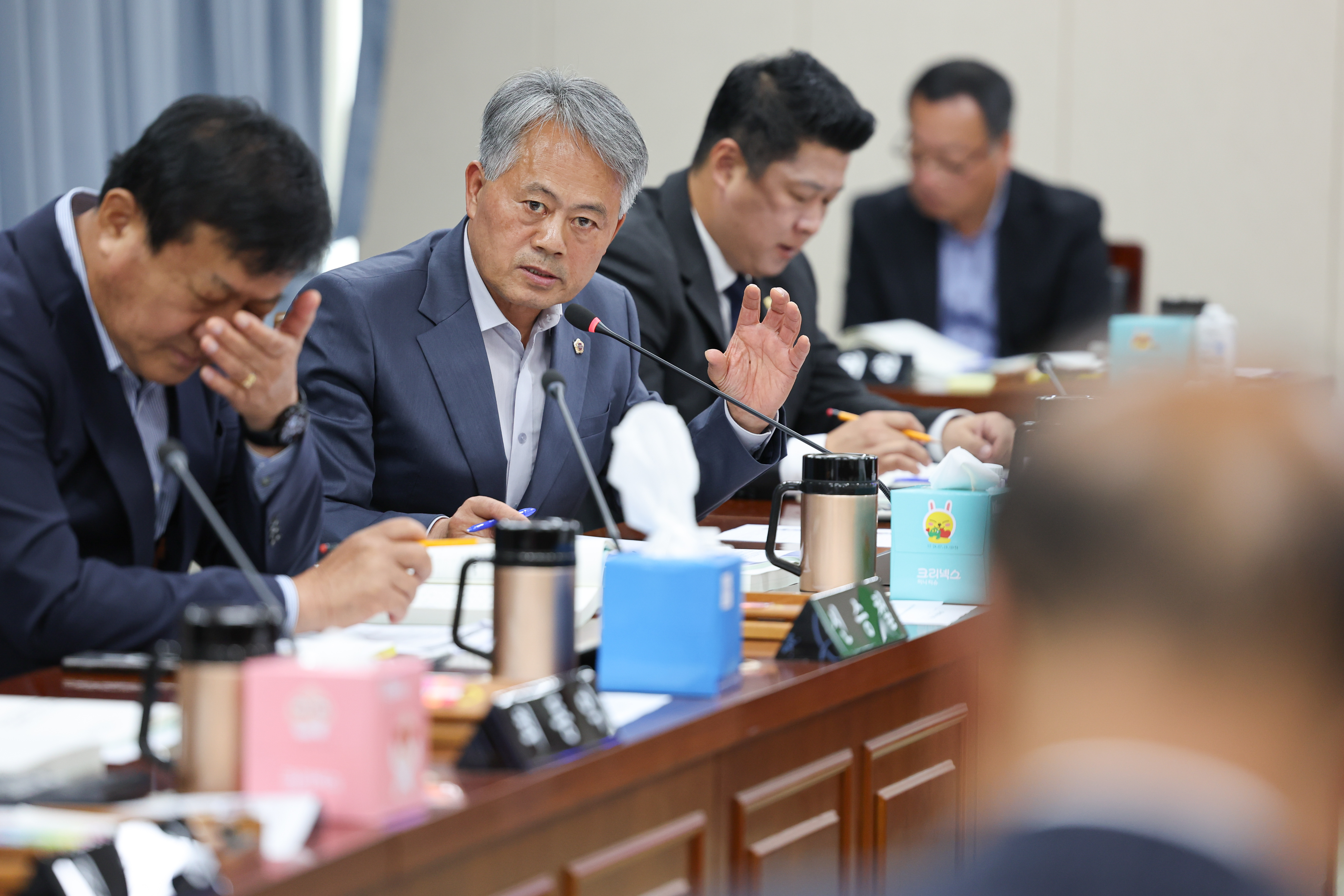 제395회 제2차 정례회 농수산위원회 회의 첨부이미지 : 25년11월04일 제395회 제2차 정례회 농수산위원회 회의 (33).jpg