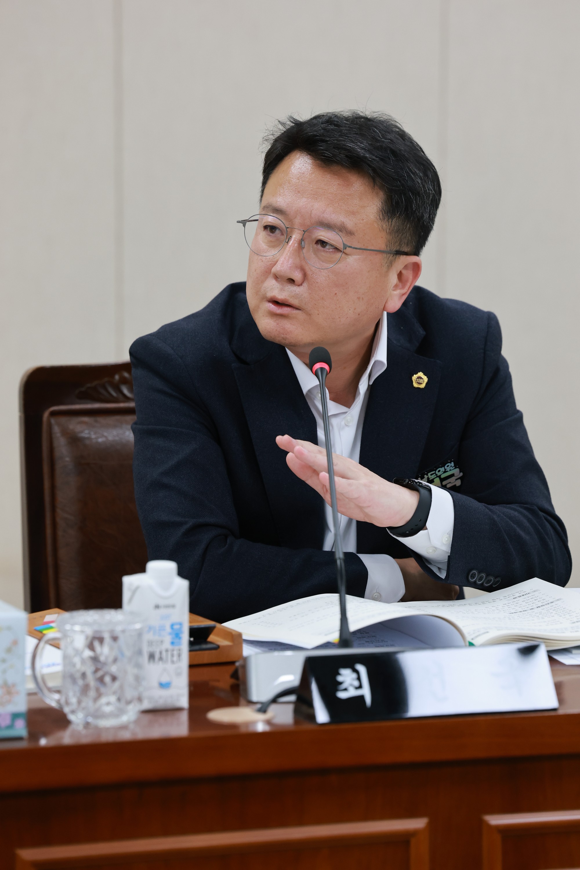 제395회 제2차 정례회 경제관광문화위원회 행정사무감사 첨부이미지 : 25년11월04일 제395회 제2차 정례회 경제관광문화위원회 행정사무감사 - 059.jpg