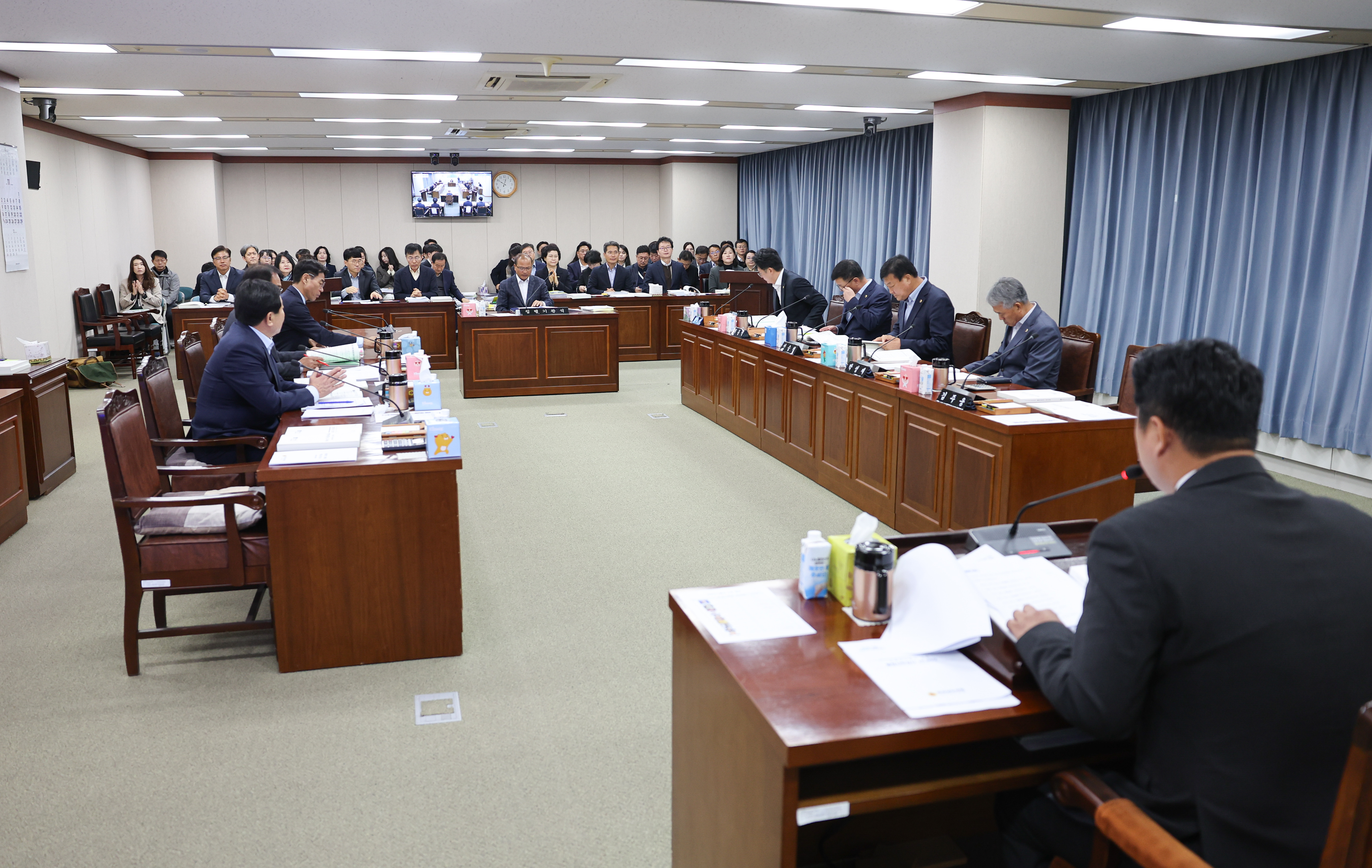 제395회 제2차 정례회 농수산위원회 회의 첨부이미지 : 25년11월04일 제395회 제2차 정례회 농수산위원회 회의 (6).jpg